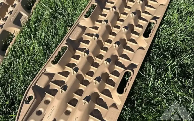 Maxtrax MKII 4 Tan Recovery Tracks — new gear for sale (photo 3) — photo 3