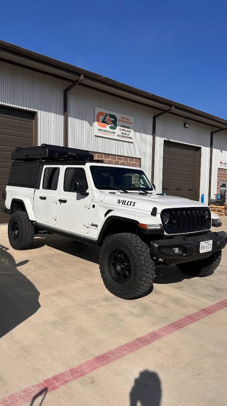 Gladiator Willys with 23Zero RTT overland rental