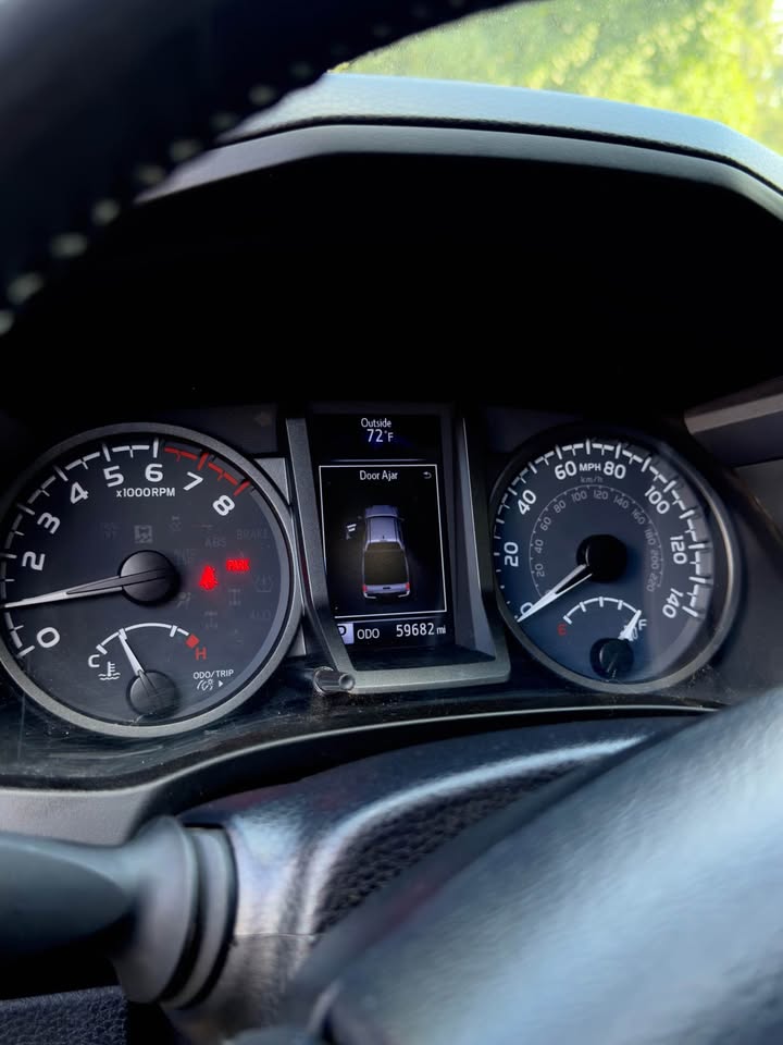 2021 Toyota Tacoma Double Cab · Trd Offroad in Puyallup, WA (photo 11) — photo 11