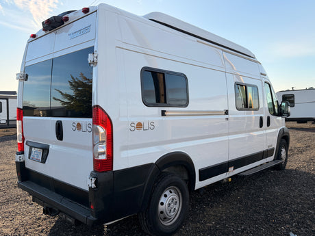 2021 Winnebago Solis 59P
