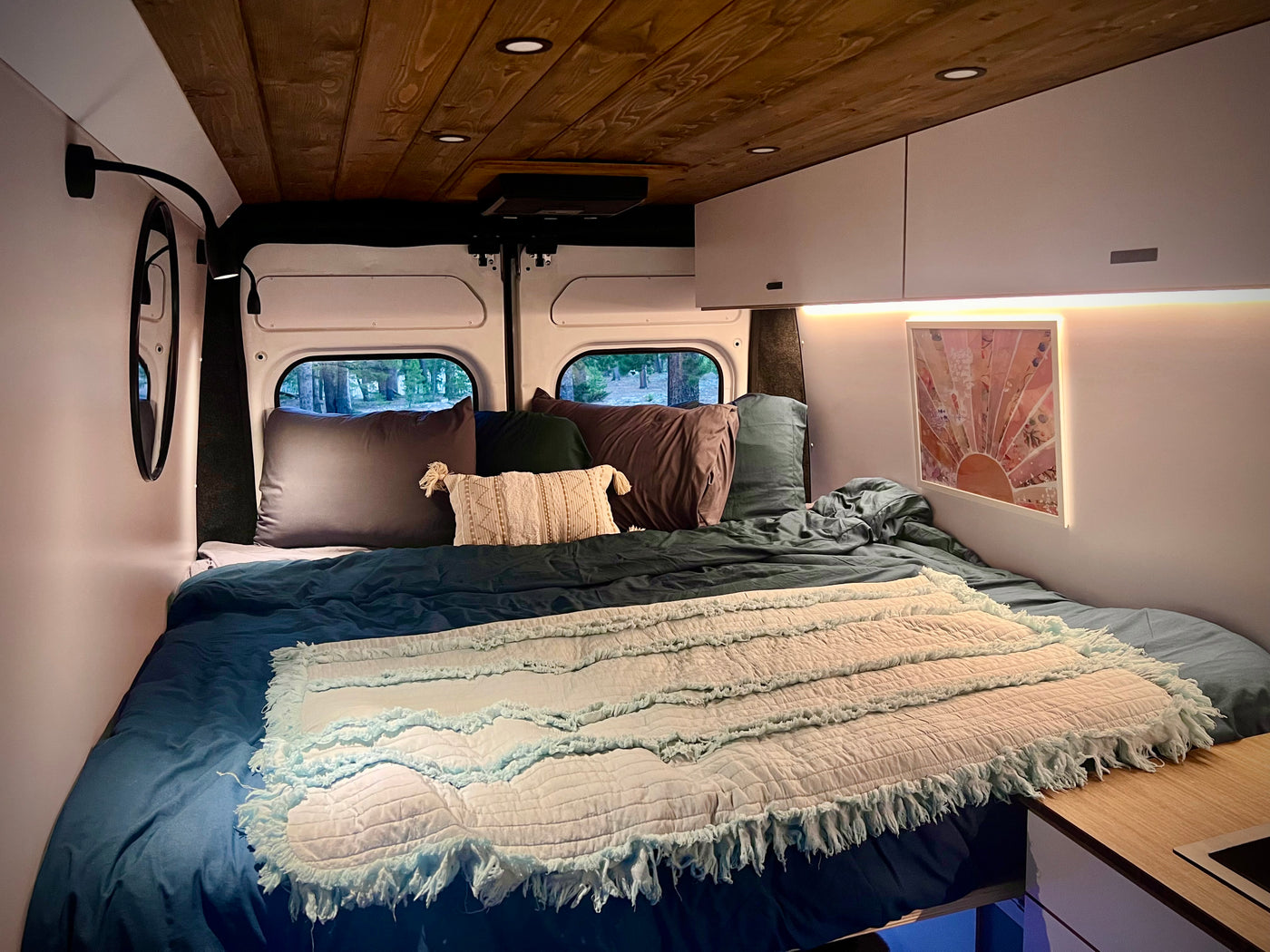 Chappie – GeoTrek Off-Grid Campervan | AC | Outdoor Shower | Toilet — photo 6