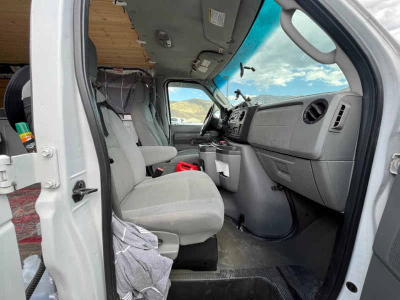 Herbie the 2009 Ford E350 camper van — photo 16