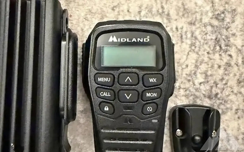 Midland MXT575 GMRS Radio and Midland MXTA26 Anten — used gear for sale — photo 1