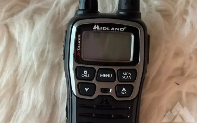 Midland Walking Talkies (4 total) T71VP3 — photo 2