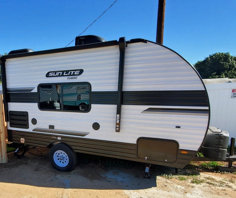 2022 Sunset Park RV Sun Lite — photo 2