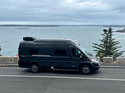VANgo!  2023 Winnebago Solis. Free deliveries to Airport, Redmond &Bend. — photo 5
