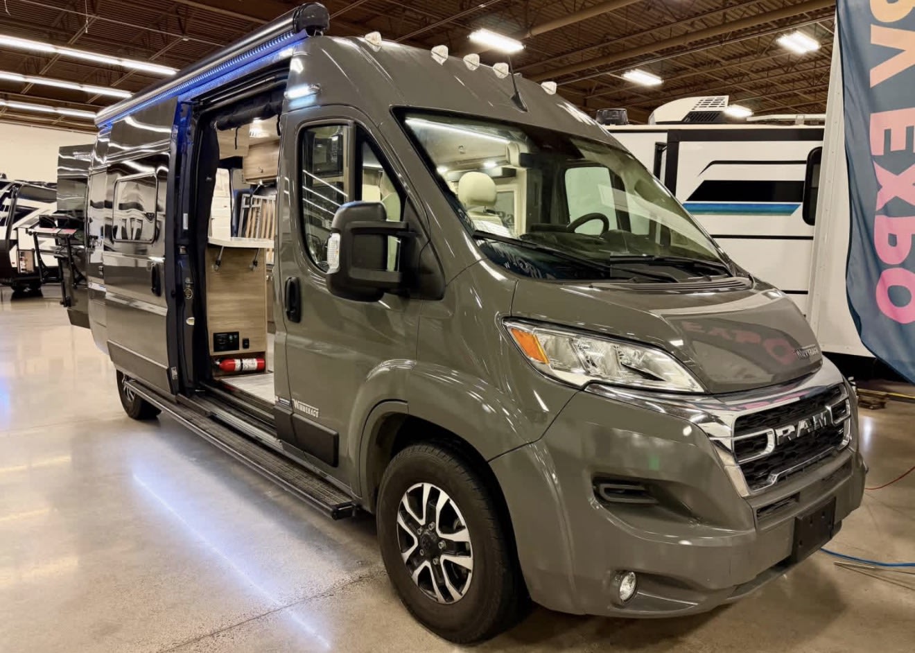 Winnebago Baby! - Your mobile office or vanlife vacation getaway!