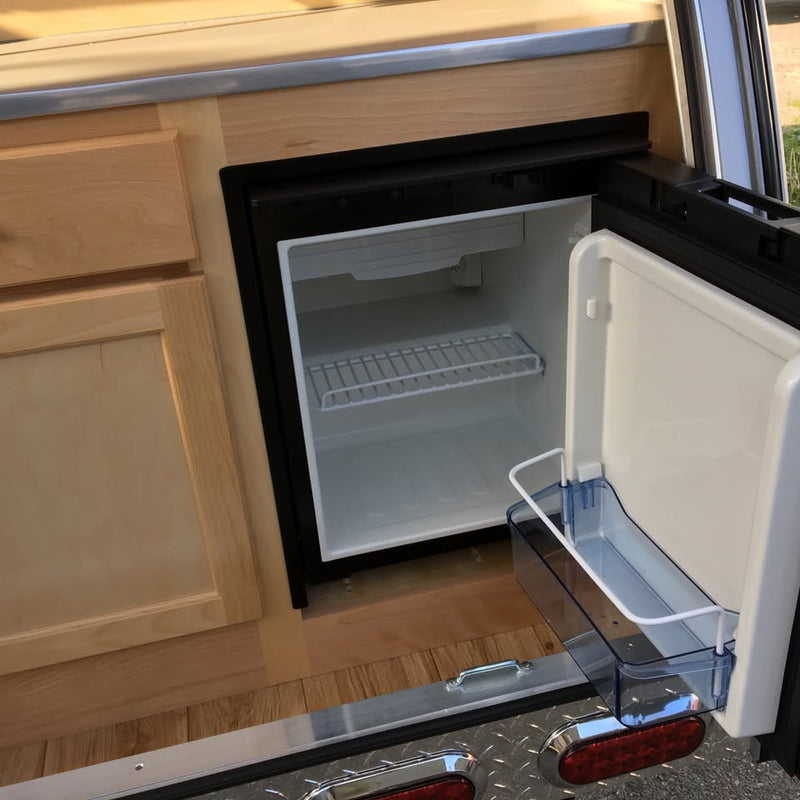 2017 T@b by NuCamp t@b 320-c (clamshell kitchen) in Portland, OR (photo 4) — photo 4