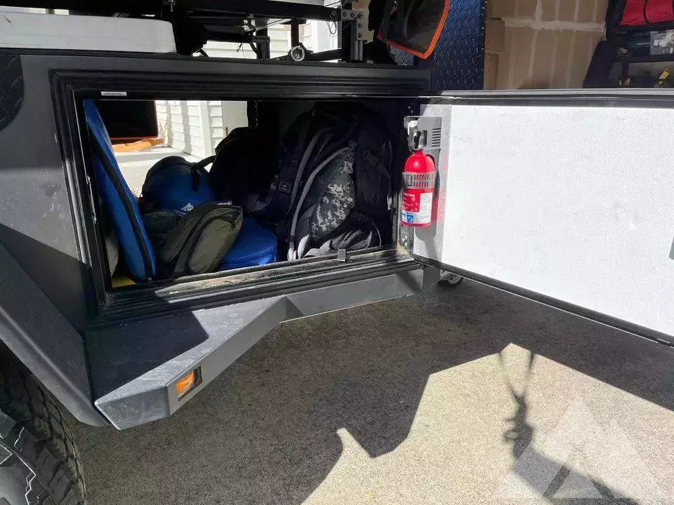 Moab Fort XL Off-Road Camper Trailer w/ XL RTT — used overland trailer for sale in Medford, OR (photo 4)