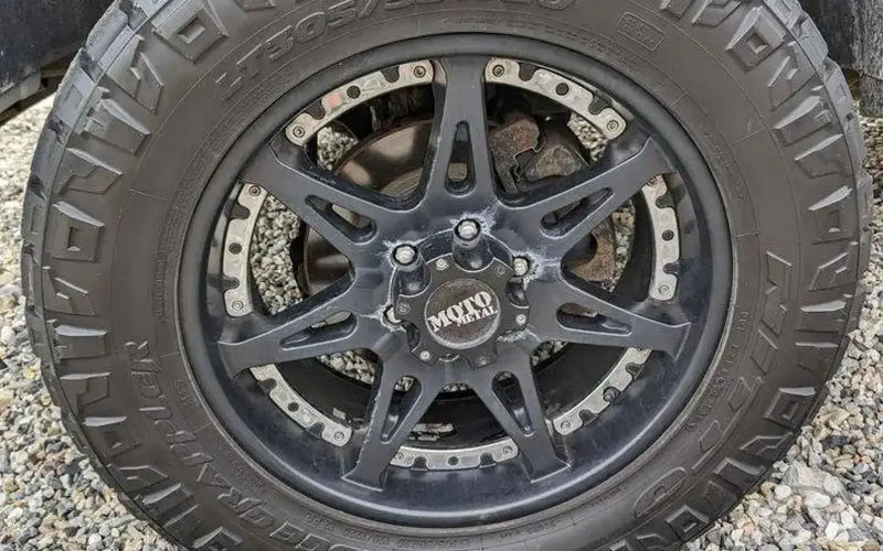 Moto Metal 20 inches Nitto R20 — used set of wheels tires for sale (photo 2) — photo 2