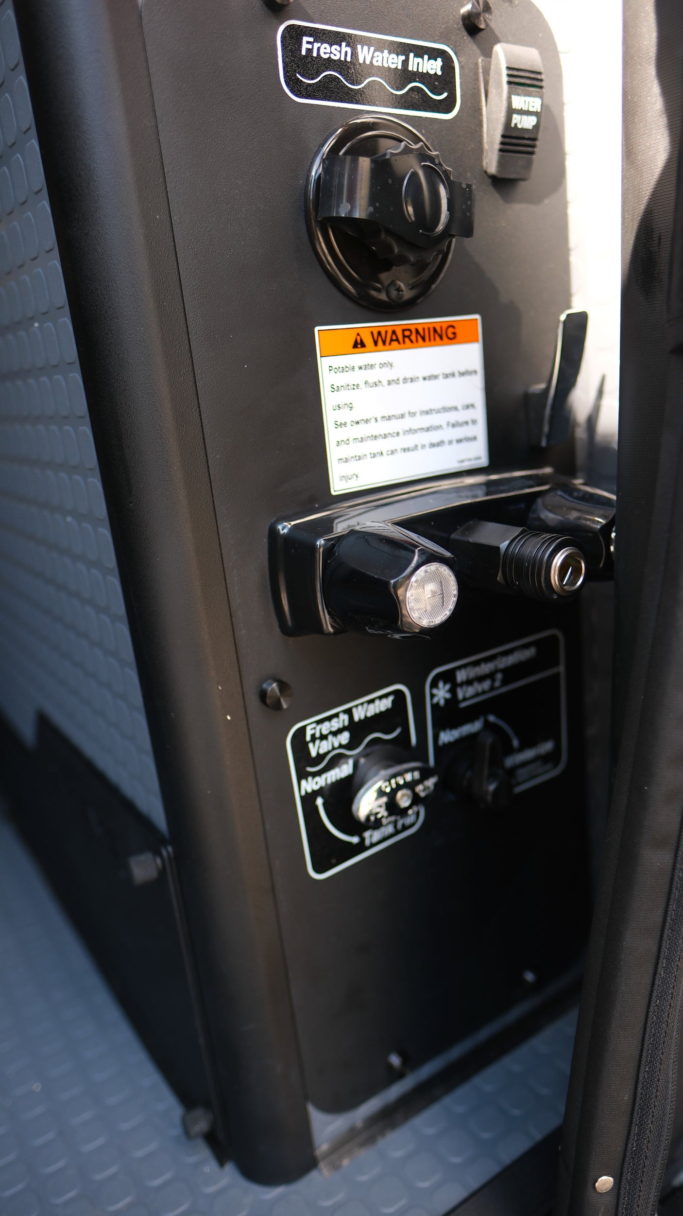 2026 AWD Winnebago Revel 44e "Glaicer" Unlimited Miles-Starlink