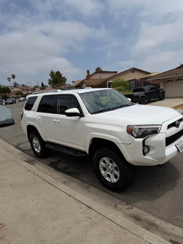 2016 Toyota 4Runner · SR5 Sport Utility 2D in San Diego, CA (photo 6) — photo 6