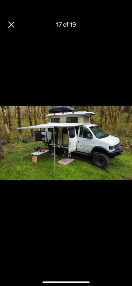 2003 Ford E250 in  (photo 2)