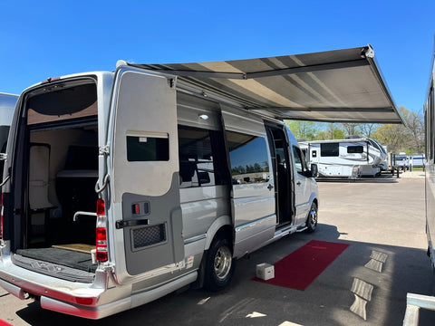 Loaded 2017 Airstream Interstate Grand Tour Class B Van — photo 2