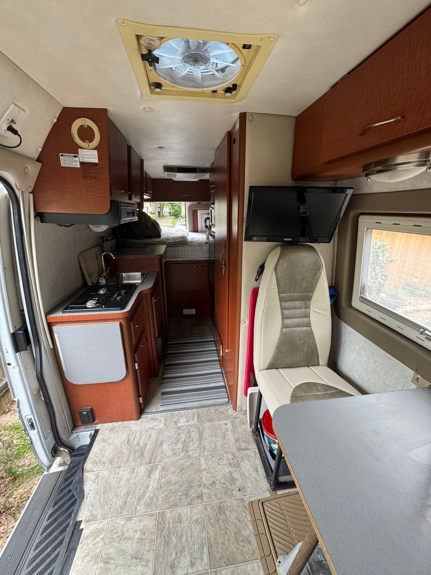 Stella: Your Cozy Cabin on Wheels — photo 5