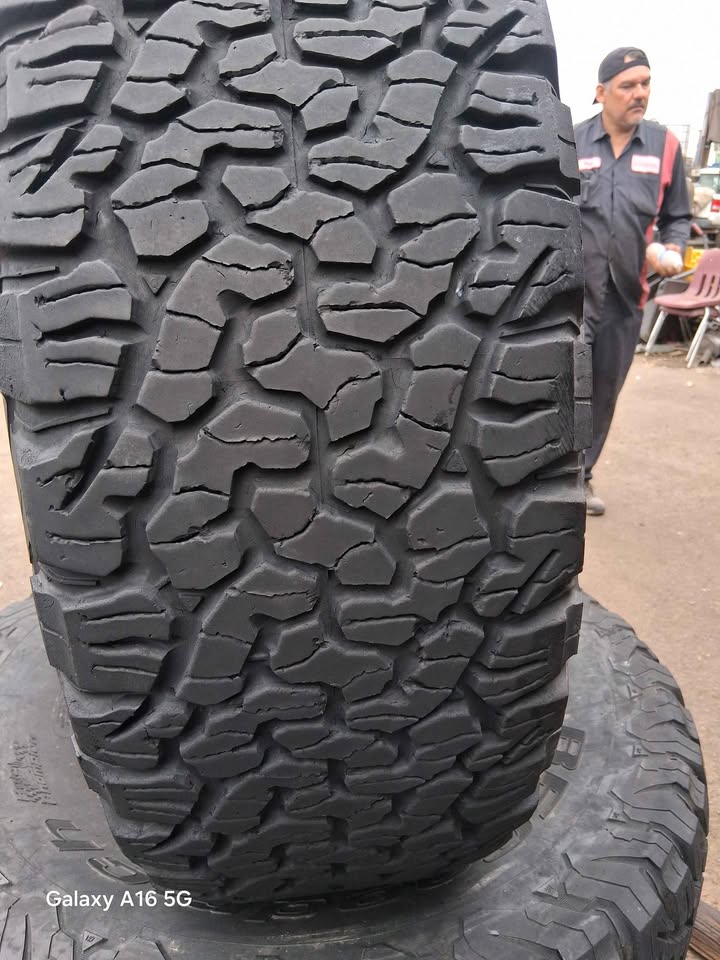 37X12.50R17 BFGOODRICH in Phoenix, AZ (photo 5) — photo 5