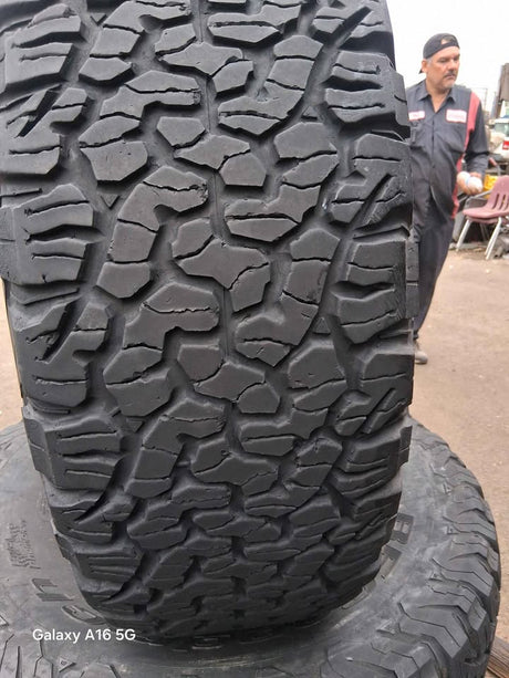 37X12.50R17 BFGOODRICH in Phoenix, AZ (photo 5)