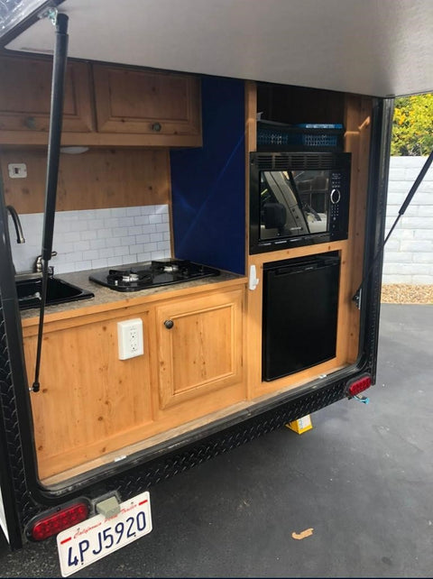 2019 Teardrop Sunray 109 - Length: 12' - Weight: 1,090lbs. overland rental