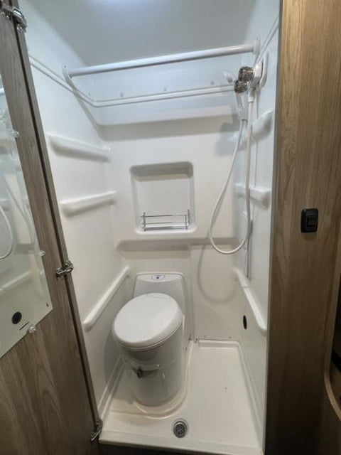 2022 Winnebago Solis “Hi my name is Sunday” — photo 2