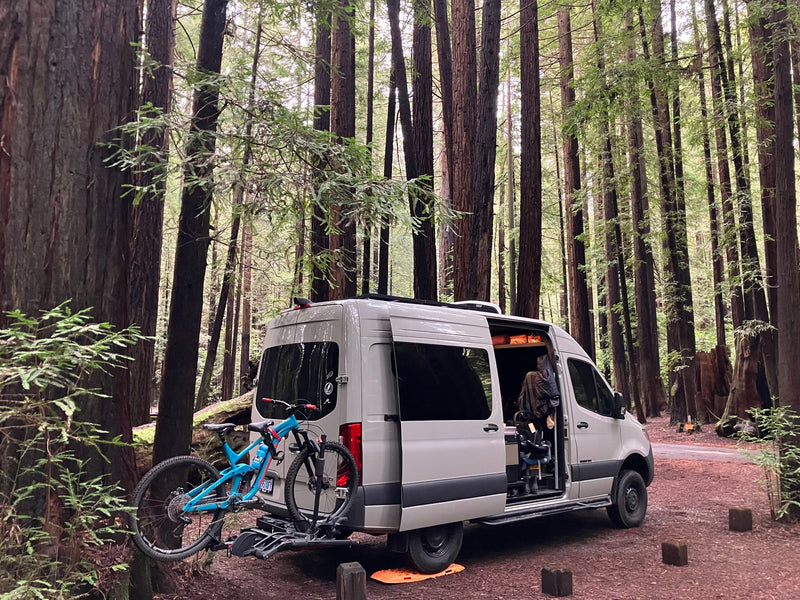  a Mercedes-Benz Sprinter van — photo 7