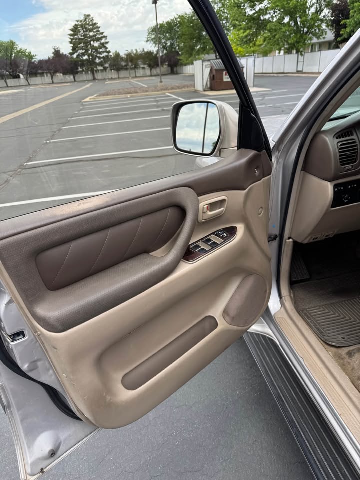 2002 Toyota Landcruiser in Orem, UT (photo 5) — photo 5
