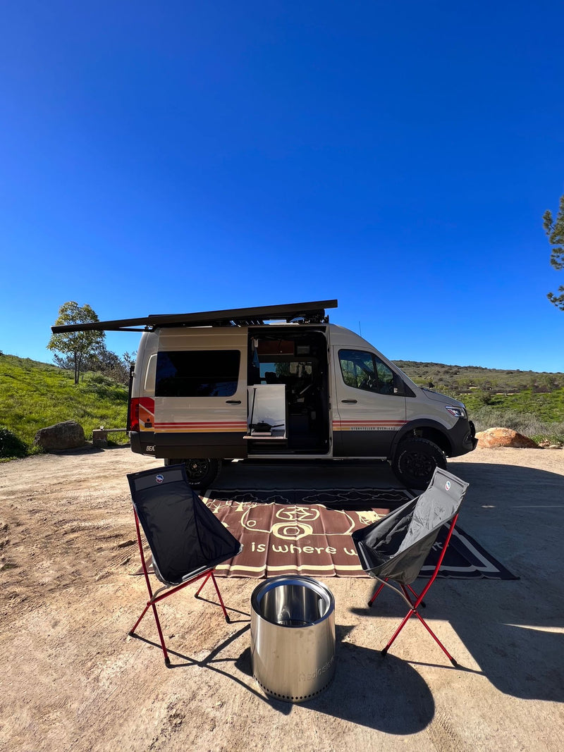 Perfect rv rental setup: camper van — photo 1