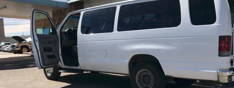 Grizzly 11-Passenger + Cargo — photo 3