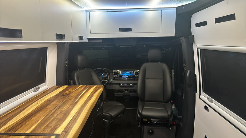 Vandala , Sprinter Van 144 Experience — photo 6
