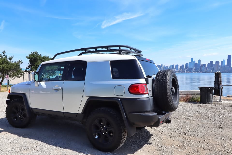 2008 Toyota FJ Cruiser in Seattle, WA (photo 8)