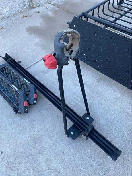 Gen1 Scion xB Yakima roof rack, Yakima basket,custom fairing, Yakima Raptor Bike mount, ski mount in Phoenix, AZ (photo 5)