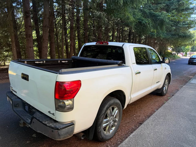 2008 Toyota Tundra CrewMax · 4x4 5.7 V8 Limited — photo 2