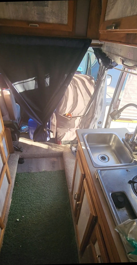 1994 Dodge B Van — photo 2