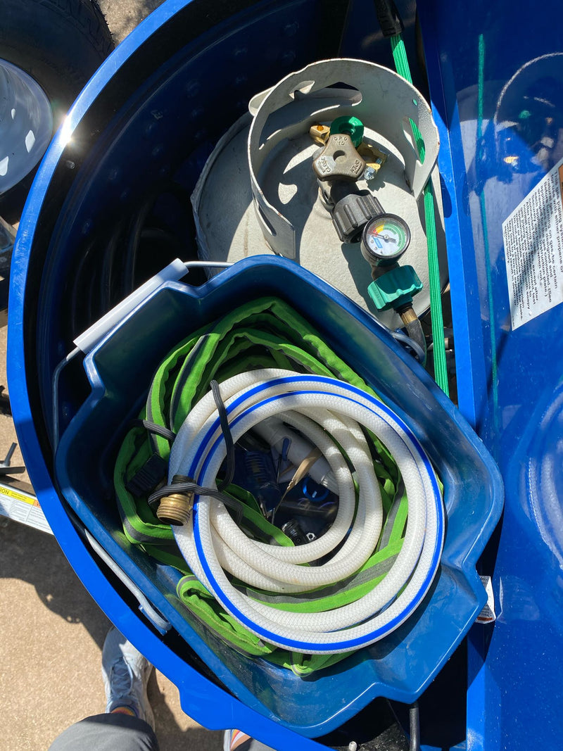  an ideal compact rv rental option.|Bright rv rental interior. Features a unique porthole door — photo 3