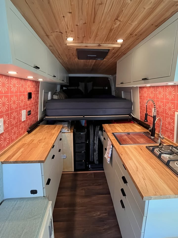 2021 Mercedes-Benz Sprinter in Seattle, WA (photo 8) — photo 8