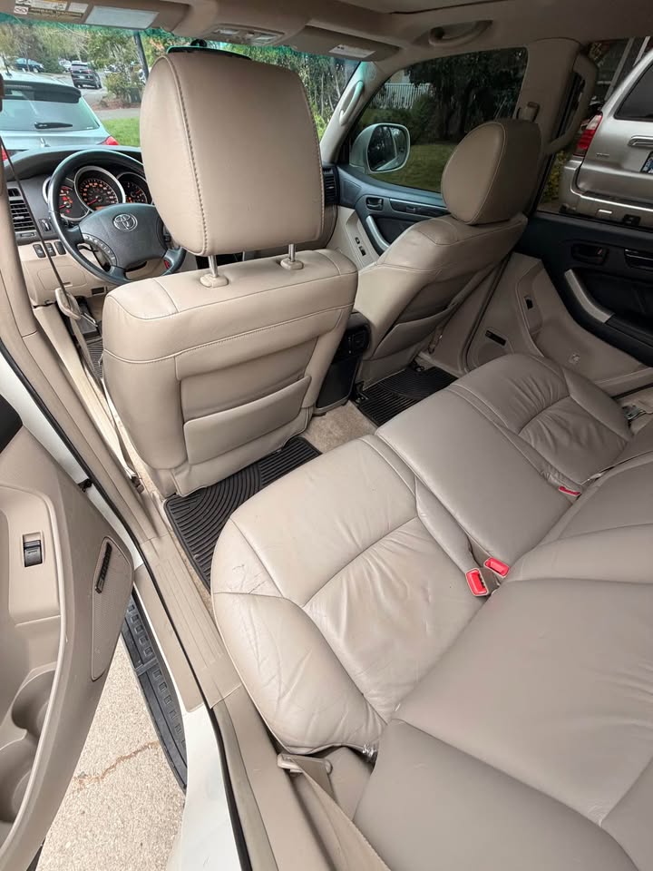 2006 Toyota 4Runner · Limited Sport in Portland, OR (photo 7) — photo 7
