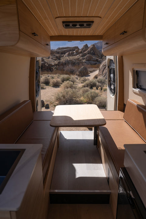 Van Solo | Sandy Vans Social | 2025 MB Sprinter 144 AWD — photo 5