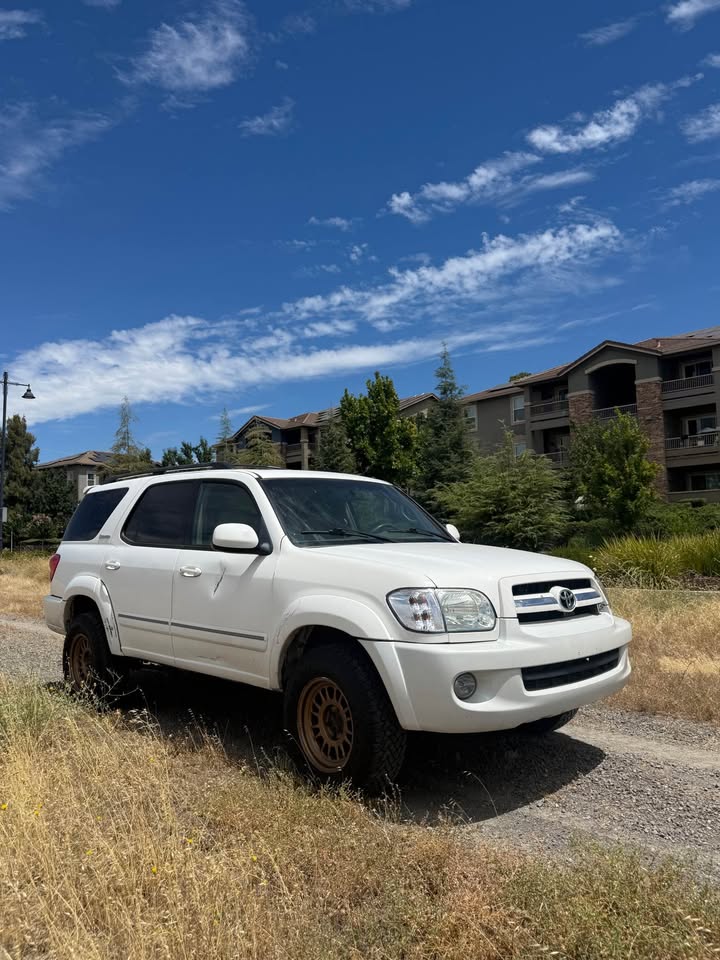 2005 Toyota Sequoia · limited in Rocklin, CA (photo 5) — photo 5
