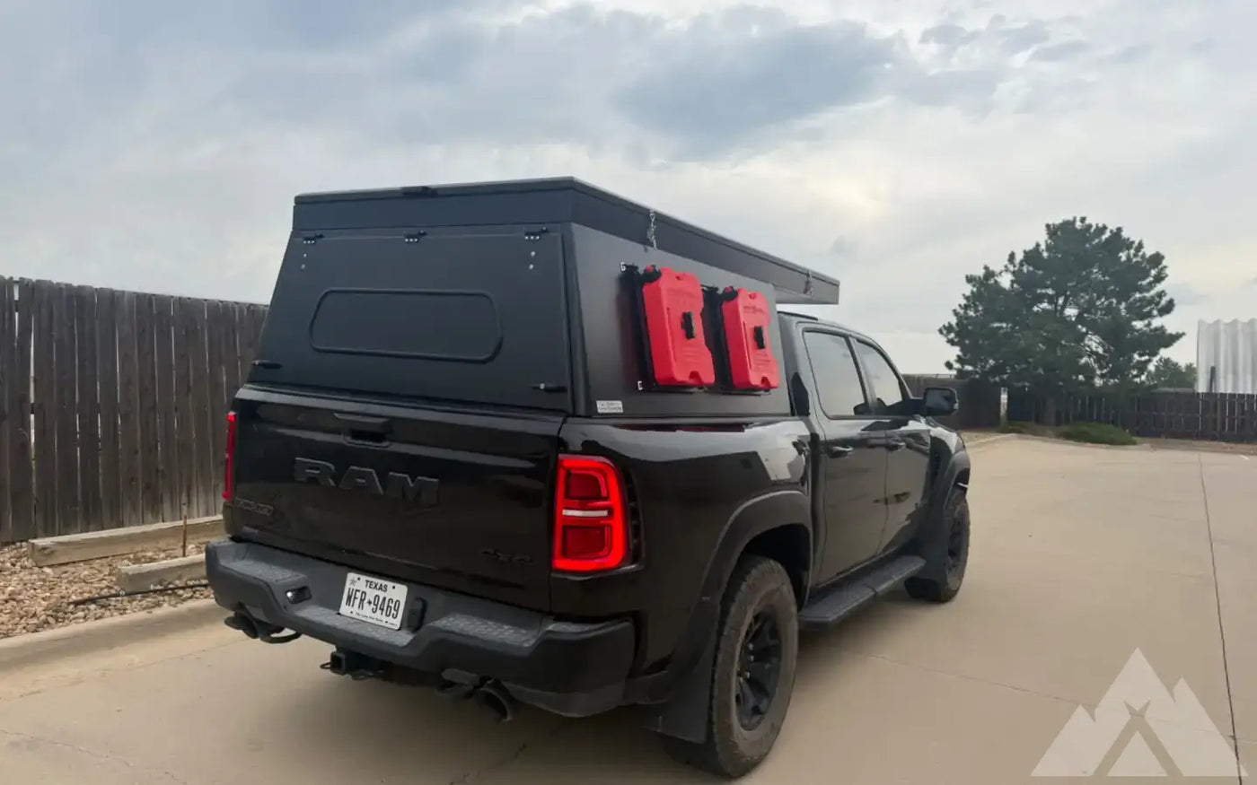 New Topo toppers badlander for 5.7” Ram — used for sale in Midland, TX (photo 4) — photo 4