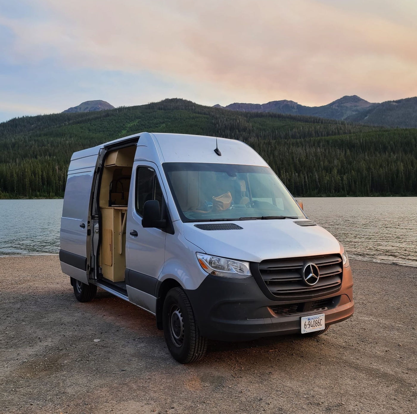 2022 Mercedes Sprinter Van (1) — photo 3