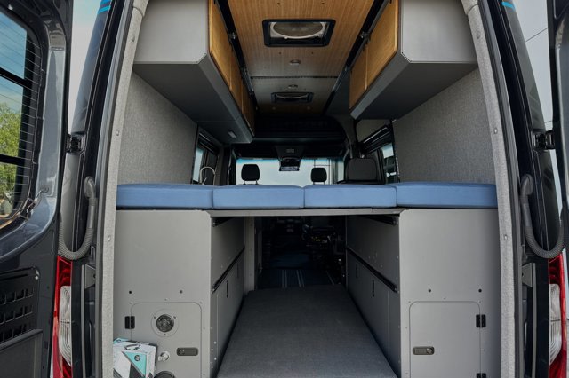  perfect for rv rental. Equipped with off-road tires — photo 9