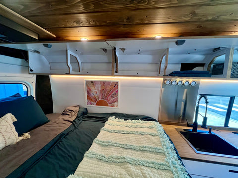 Chappie – GeoTrek Off-Grid Campervan | AC | Outdoor Shower | Toilet — photo 5