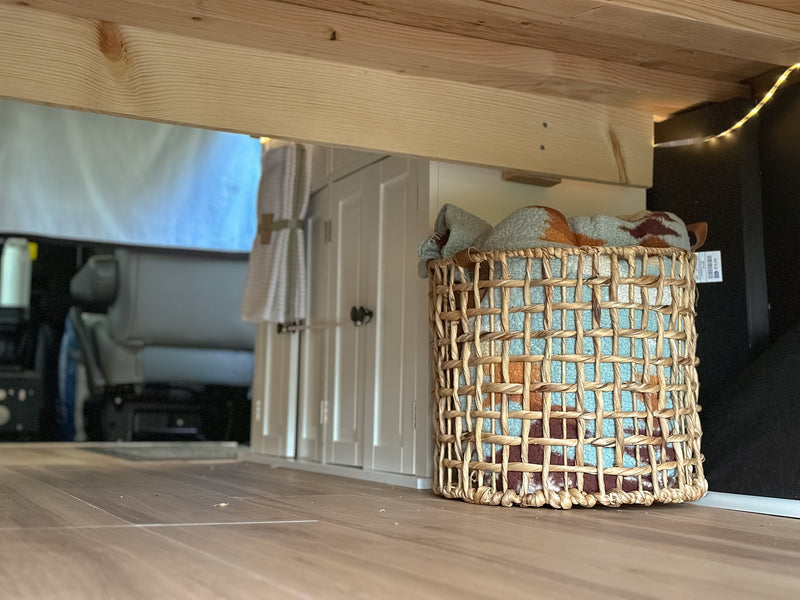  and bags for outdoor movie nights.|Popcorn machine — photo 17