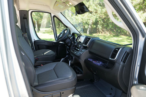 Dodge Promaster with all the Amenties, including Fridge, AC & Heater — photo 2