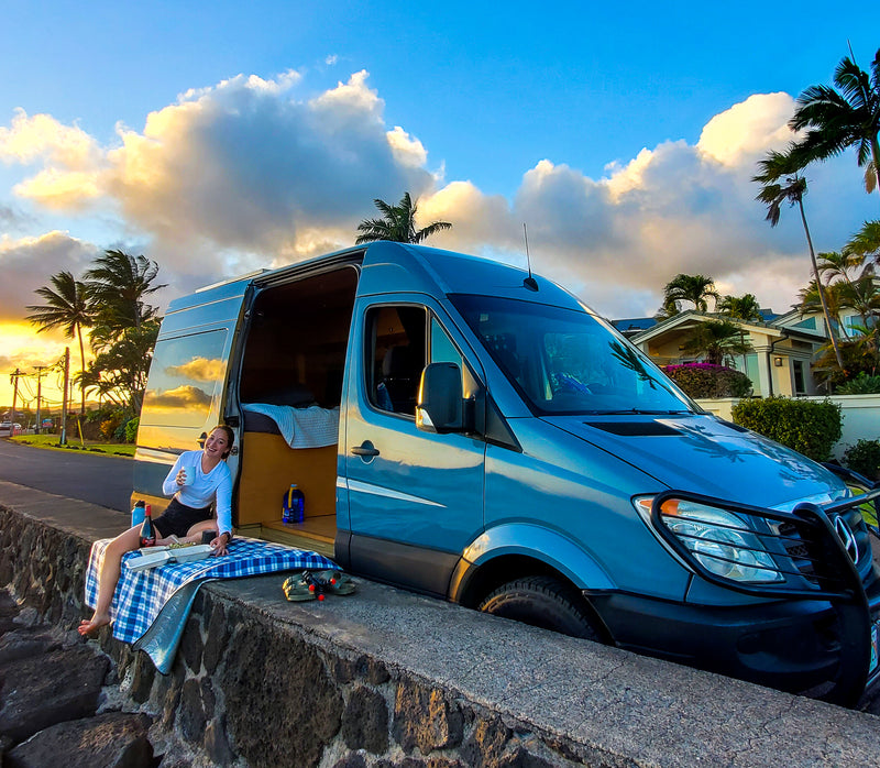 "Big Blue" - Custom Vintage Mercedes Campervan! — photo 12