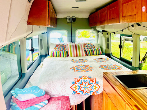 KOA KEA, Awesome HI-Roof w Sink, Stove & Gennie — photo 2