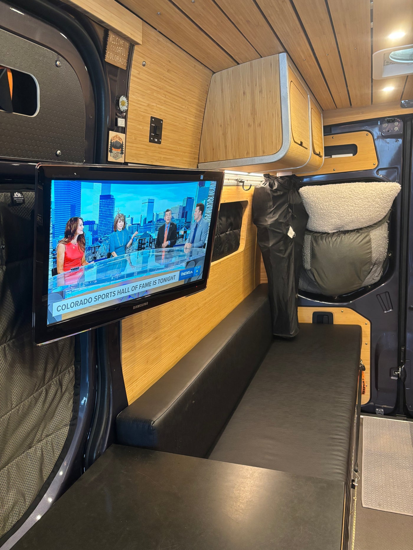 2023 4x4 Sprinter OFF Grid Adventure Camper Van — photo 12