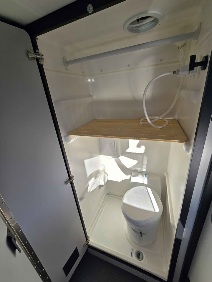 2026 Winnebago revel sport 44n in Boise, ID (photo 9)