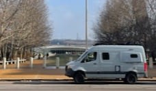  ready for your coastal adventure.|An RV rental — photo 12