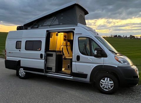 $139 Monthly, or 10% Weekly Special!!! - 2022 Winnebago Solis 59PX overland rental