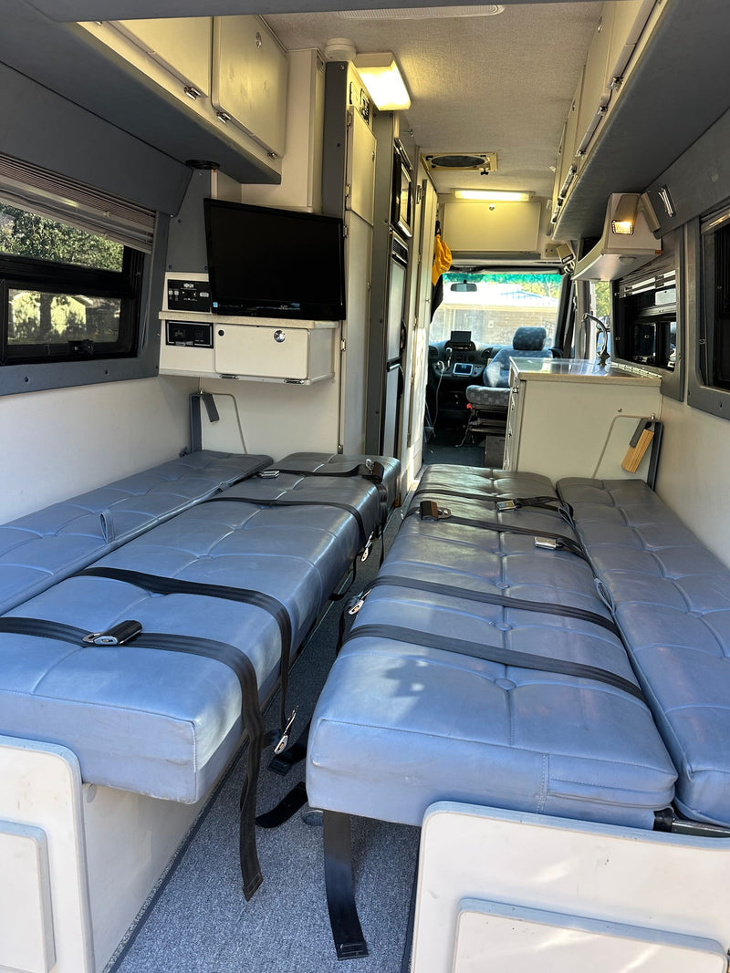  featuring grey benches with seatbelts — photo 11